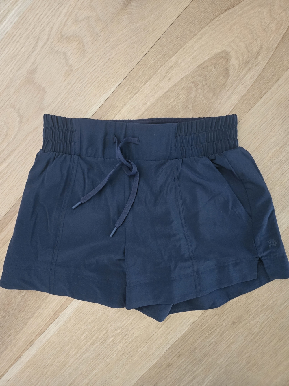 Women’s Navy Stretch Drawstring Shorts